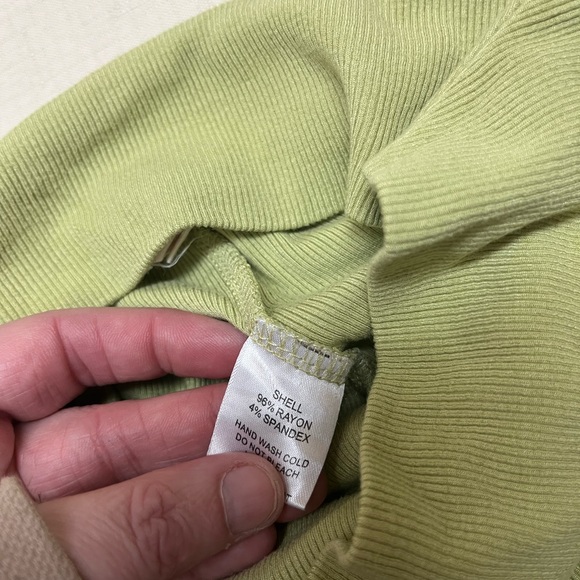 Foxy Kind S lime all weekend long shorts - Picture 7 of 12